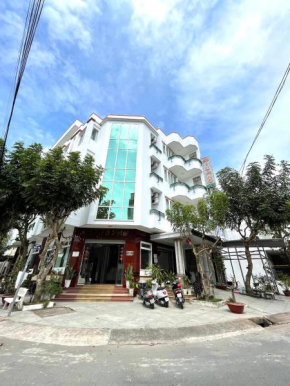 MILAND HOTEL